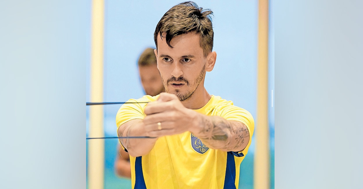 ബ്ലാസ്റ്റേഴ്സ് ആരാധകർക്ക് ‘സാഡ് ന്യൂ ഇയർ’: സൂപ്പർ താരം അഡ്രിയന്‍ ലൂണ ‘ലോൺ അടിസ്ഥാനത്തിൽ’ ടീം വിട്ടു