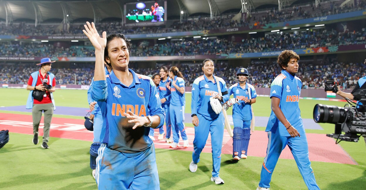 അസാധ്യമെന്നു വിധിയെഴുതി, ജെമിമയുടെ കരളുറപ്പിൽ കളി മാറി; കന്നിക്കപ്പ് ലക്ഷ്യമിട്ട് ഇന്ത്യ