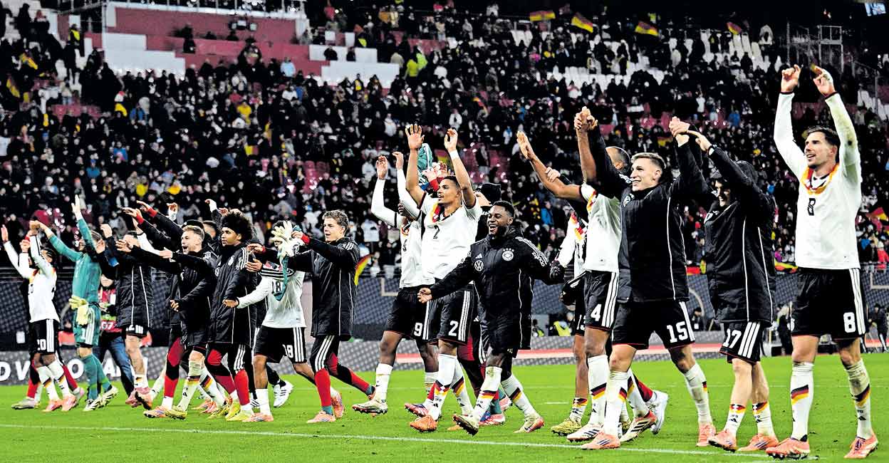 ജർമനിയില്ലാതെ എന്താഘോഷം! ലോകകപ്പ് ഫുട്ബോളിന് യോഗ്യത നേടി ജർമനി, നെതർലൻഡ്സ്