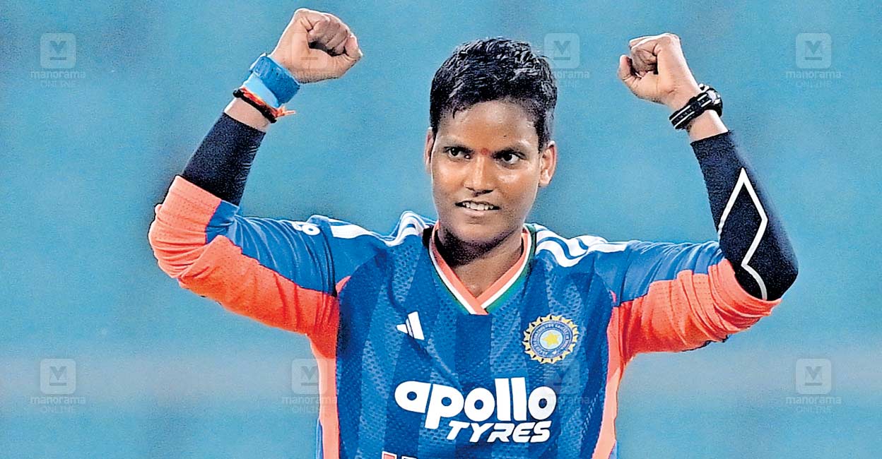 ദീപ്തി നമ്പർ വൺ, വിക്കറ്റ് വേട്ടയിൽ മുന്നിലെത്തി ഇന്ത്യൻ വനിതാ താരം