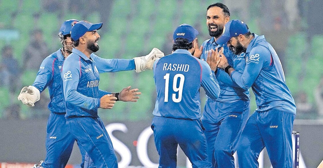afghan-cricket-team ചാംപ്യൻസ് ട്രോഫിയിൽ ഇംഗ്ലണ്ടിന്റെ ഹാരി ബ്രൂക്ക് പുറത്തായപ്പോൾ അഫ്ഗാനിസ്ഥാൻ താരങ്ങളുടെ ആഹ്ലാദം.
