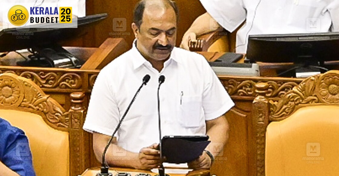 സംസ്ഥാന ബജറ്റ് അവതരിപ്പിക്കുന്ന ധനമന്ത്രി കെ.എൻ.ബാലഗോപാൽ. ചിത്രം: മനോജ് ചേമഞ്ചേരി ∙ മനോരമ
