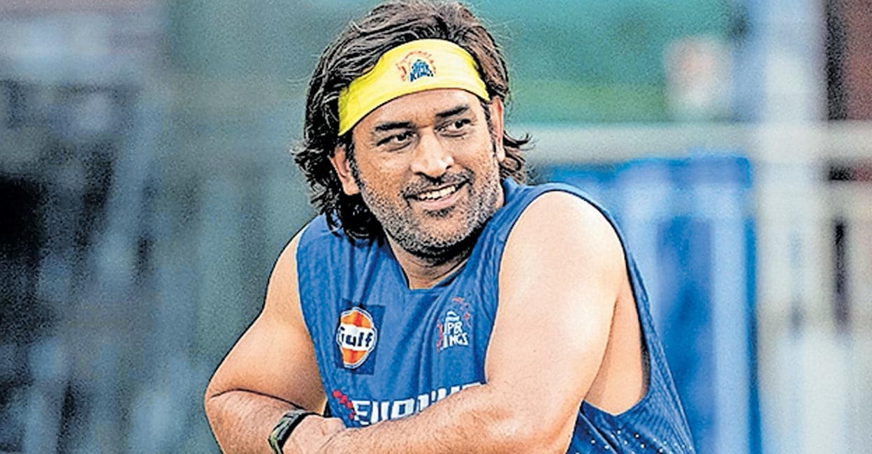 ‘ഇതു ഞങ്ങളുടെ ജോലിയല്ല, ധോണി 10 ലക്ഷം അടയ്ക്കണം’: 100 കോടി നഷ്ടപരിഹാരം ആവശ്യപ്പെട്ടുള്ള ഹർജിയിൽ കോടതി