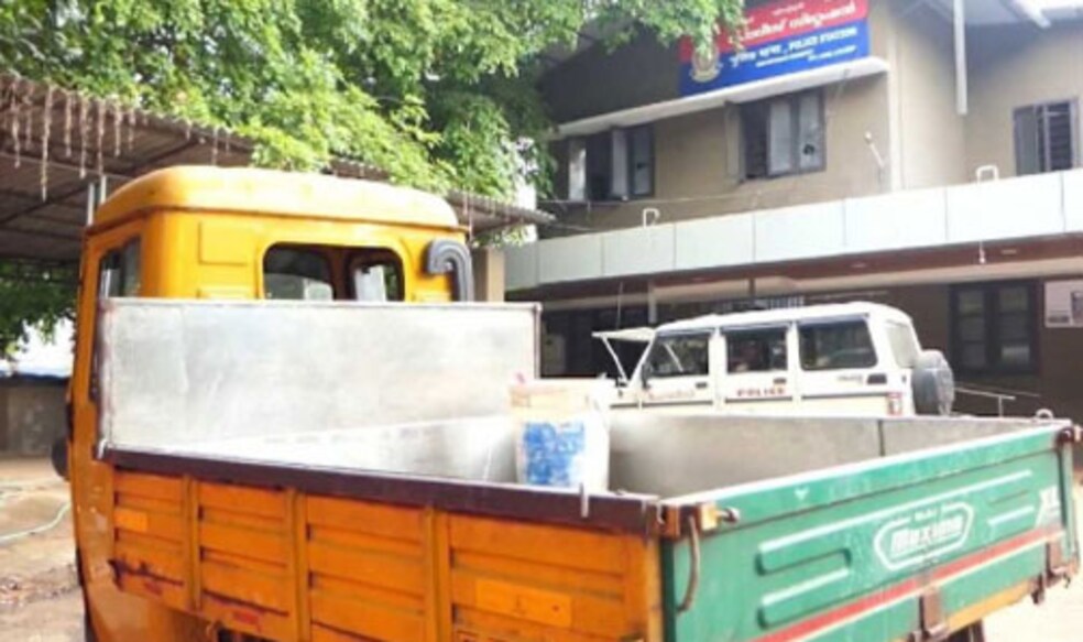 അപകടത്തിന് ഇടയാക്കിയ ഓട്ടോ. (ചിത്രം: മനോരമ ന്യൂസ്)
