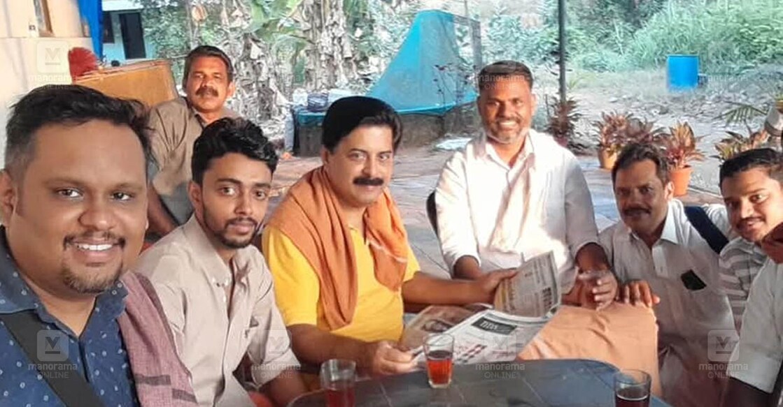 roshy-augustine-malayattoor-pilgrimage റോഷി അഗസ്റ്റിൻ മലയാറ്റൂർ യാത്രയ്ക്കിടെ (Photo: Special Arrangement)