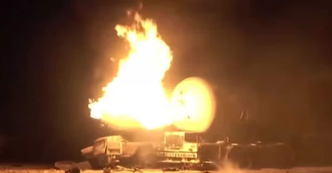 us-ras-isa-oil-port-attack യെമനിലെ റാസ് ഇസ എണ്ണ തുറമുഖത്ത് യുഎസ് വ്യോമാക്രമണം നടത്തി (ചിത്രം: AFP)