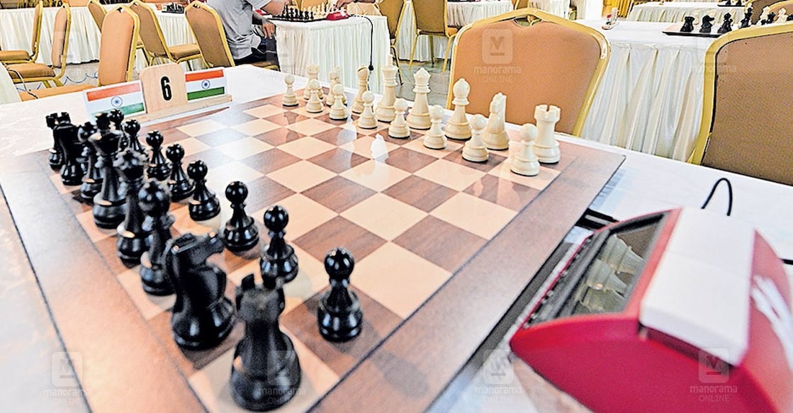 international-chess-tournament-kottayam രാജ്യാന്തര ഗ്രാൻഡ്മാസ്റ്റർ ഓപ്പൺ ടൂർണമെന്റിനായി ഒരുങ്ങിയ കോട്ടയം കഞ്ഞിക്കുഴി കോർട്യാഡ് ബാൻക്വിറ്റ് ഹാൾ. ചിത്രം: മനോരമ