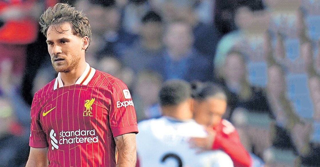 ഫുൾഹാമിനോടു തോൽവി വഴങ്ങിയ മത്സരത്തിനു ശേഷം നിരാശയോടെ ലിവർപൂൾ താരം അലക്സിസ് മക്കലിസ്റ്റർ. 