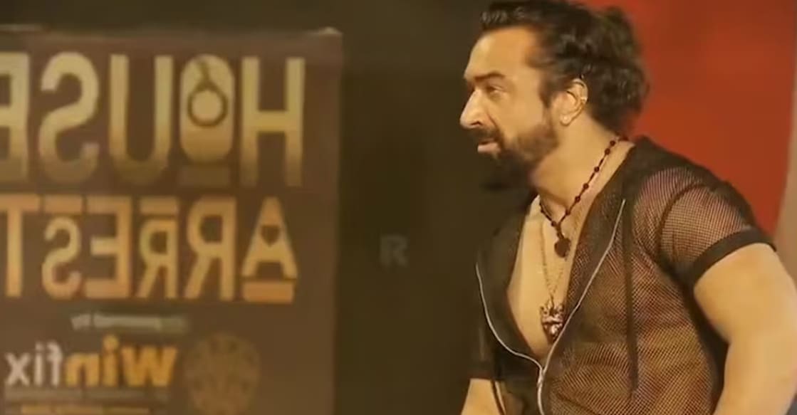 house-arrest-obscene-content-controversy-case-against-ajaz-khan ‘ഹൗസ് അറസ്റ്റ്’ എന്ന റിയാലിറ്റി ഷോയിൽ നടൻ അജാസ് ഖാൻ