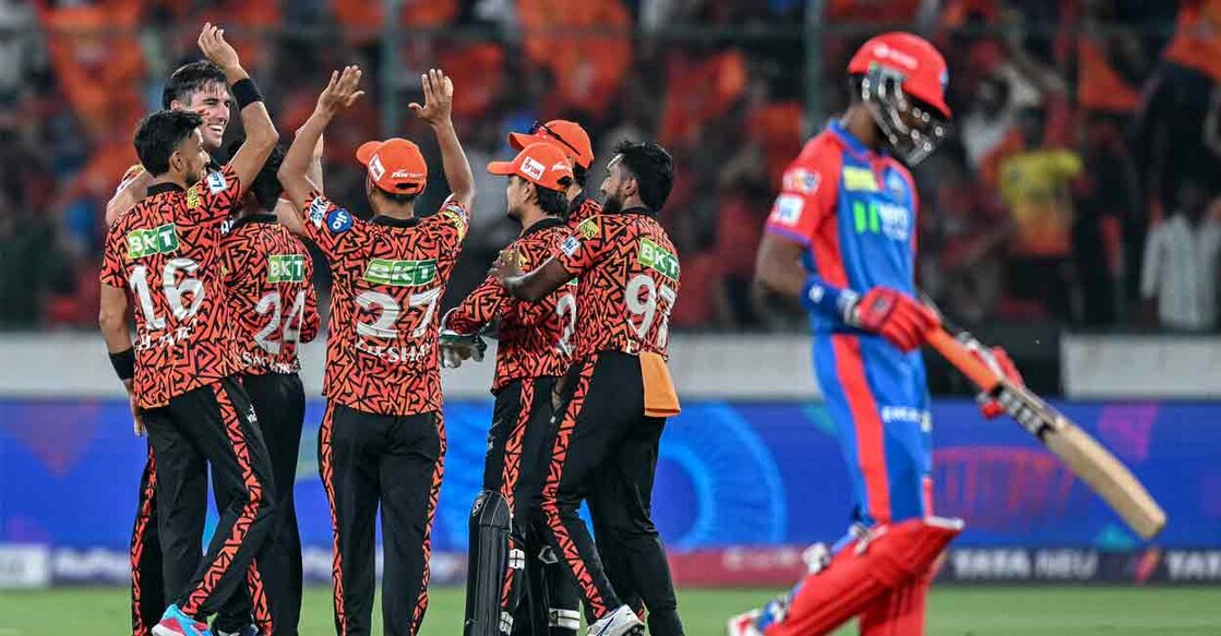സൺറൈസേഴ്സ് ഹൈദരാബാദ് - ഡൽഹി ക്യാപിറ്റൽസ് മത്സരത്തിൽ നിന്ന്. (Photo by Noah SEELAM / AFP)