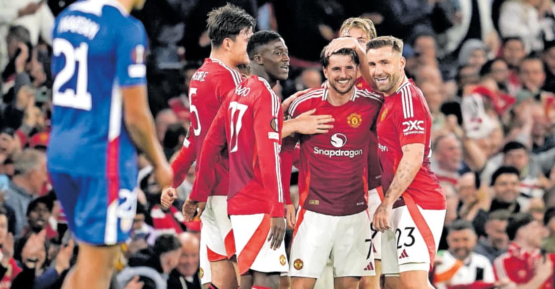 manchester-united-players ബിൽബാവോയ്ക്കെതിരെ ഗോൾ നേടിയ മാഞ്ചസ്റ്റർ യുണൈറ്റഡ് താരം മേസൻ മൗണ്ടിനെ (നടുവിൽ) സഹതാരങ്ങൾ അഭിനന്ദിക്കുന്നു.