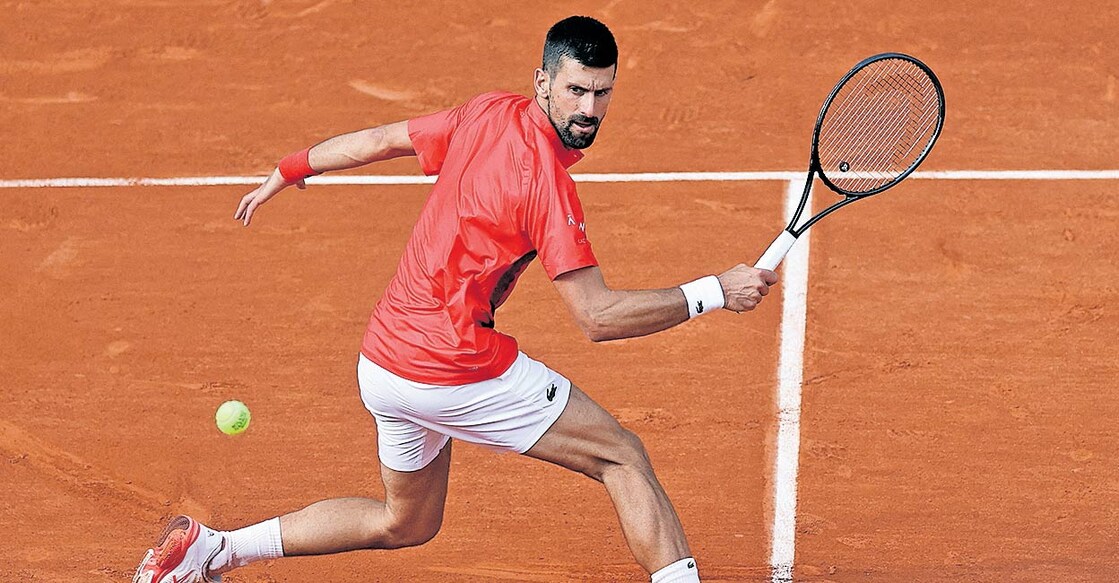 നൊവാക് ജോക്കോവിച്ച് മത്സരത്തിനിടെ.