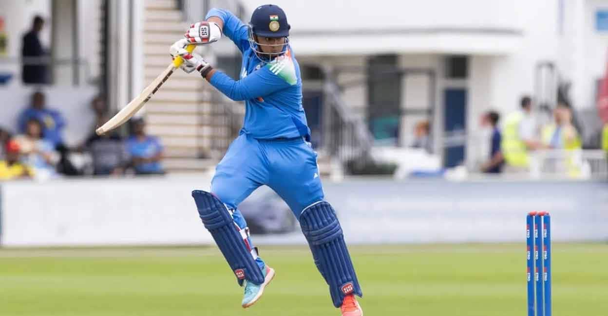 വൈഭവ് സൂര്യവംശി 31 പന്തിൽ 86 റൺസ്; 33 പന്തുകൾ ശേഷിക്കെ ഇംഗ്ലണ്ടിനെ 4 വിക്കറ്റിന് തകർത്ത് ഇന്ത്യൻ യുവനിര