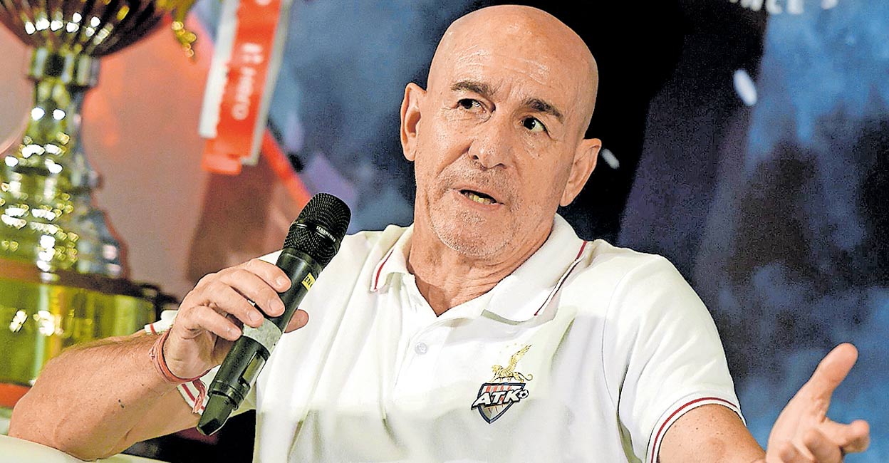 ഹബാസ് ആകുമോ ബോസ്?; ഇന്ത്യൻ ഫുട്ബോളിലെ സക്സസ്ഫുൾ കോച്ച് ദേശീയ ടീമിനെ കളി പഠിപ്പിക്കാൻ ഒരുങ്ങുന്നു