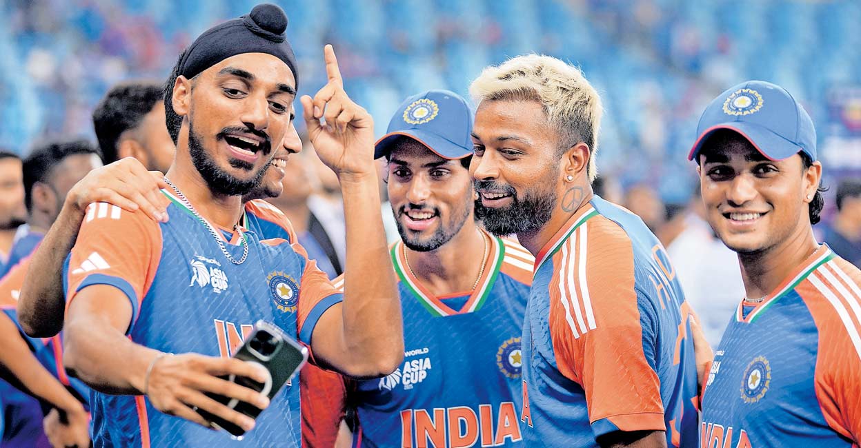 ‘പ്ലാൻ ബി’യുമായി ഇന്ത്യ, ഒടുവിൽ ‘കപ്പില്ലാ കപ്പ്’ ഉയർത്തി: ഒരു ഏഷ്യാകപ്പ്‌ അപാരത; രണ്ടാം ഭാഗം ഉണ്ടാകുമോ?