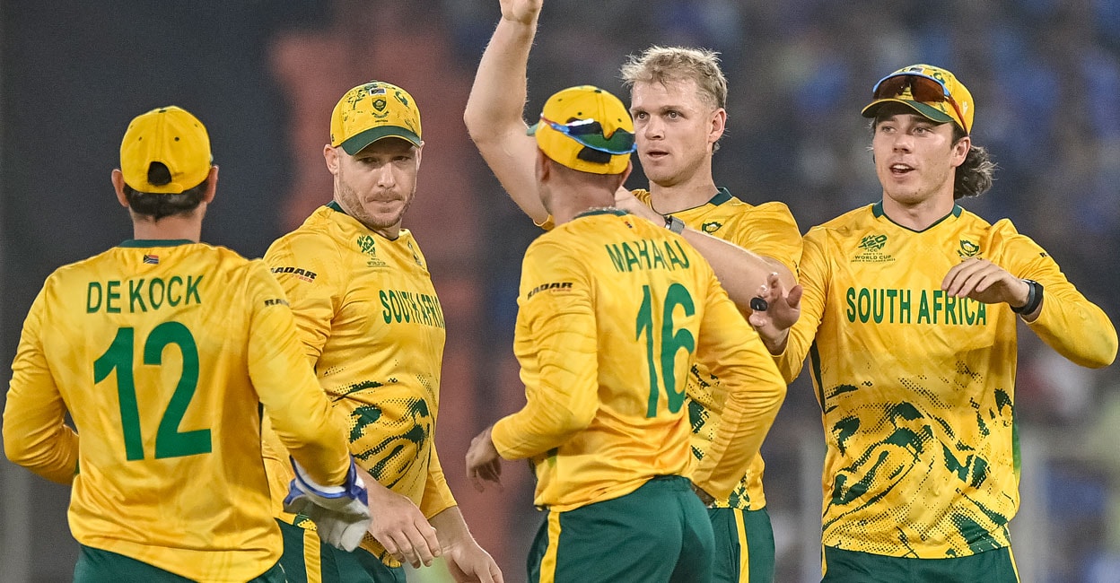 സൂപ്പർ എട്ടിൽ ഇന്ത്യയ്ക്കു ഞെട്ടൽ, തകർന്നടിഞ്ഞ് ബാറ്റിങ് നിര; ദക്ഷിണാഫ്രിക്കയ്ക്ക് 76 റൺസ് വിജയം