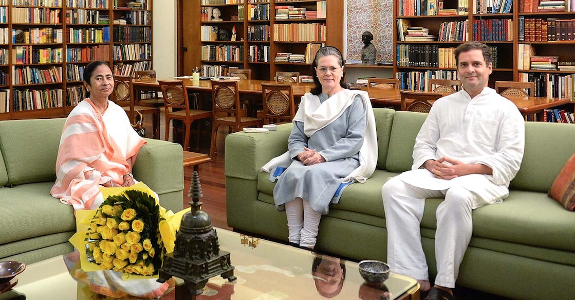 Mamata-Sonia-RahulGandhiPTIPhoto Mamata-Sonia-RahulGandhiPTIPhoto