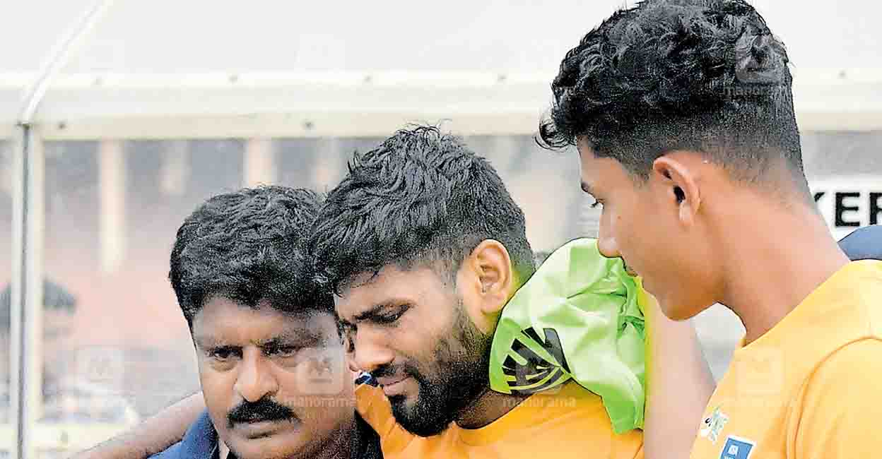 ജയിച്ചുകയറുമ്പോൾ കാത്തിരുന്നത് വേർപാടിന്റെ കണ്ണീരുപ്പ് - Riswan ...