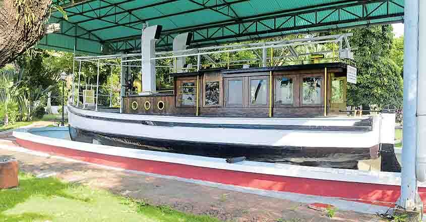 dorothy-boat dorothy-boat