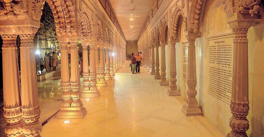 kashi-vishwanath-dham-corridor