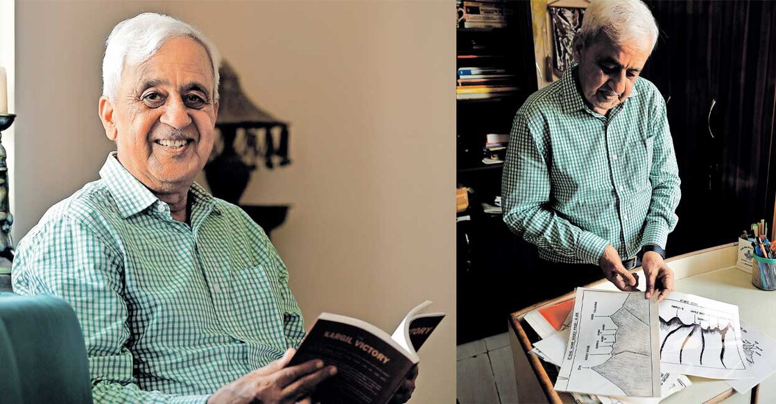 thyagi റിട്ട. കേണൽ എസ്.സി. ത്യാഗി ,കാർഗിൽ യുദ്ധകാലത്ത് താൻ വരച്ച മാപ്പുകൾ റിട്ട. കേണൽ എസ്.സി. ത്യാഗി, നോയിഡയിലെ വീട്ടിലെ ശേഖരത്തിൽ നിന്നു തിരിച്ചെടുത്തപ്പോൾ. ചിത്രങ്ങൾ: ജോസ്കുട്ടി പനയ്ക്കൽ∙ മനോരമ