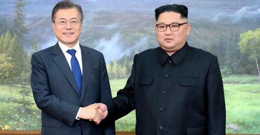 Moon Jae-in, Kim Jong Un Moon Jae-in, Kim Jong Un