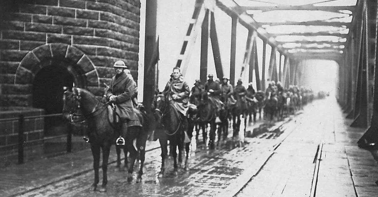 This undated file photo taken during World War I shows the US Army Battery A, of the 15th US Field Artillery crossing Rhine River in Germany. AFP PHOTO/HO (Photo by HO / US ARMY / AFP)