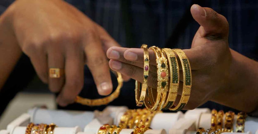 APN Gold's Fickle Luster APN Gold's Fickle Luster