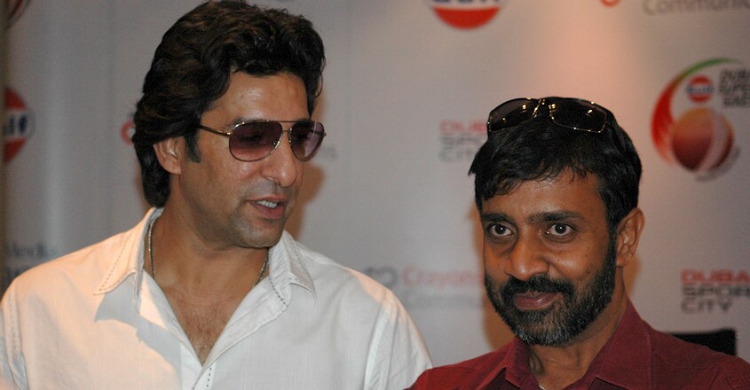 wasim-akram-brandalayam-pran-potata-spicy-flavoured-biscuit wasim-akram-brandalayam-pran-potata-spicy-flavoured-biscuit