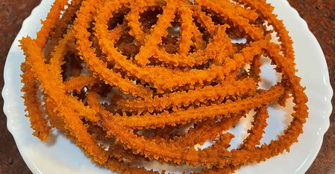tomato-murukku tomato-murukku