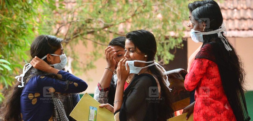 students-mask-3 students-mask-3
