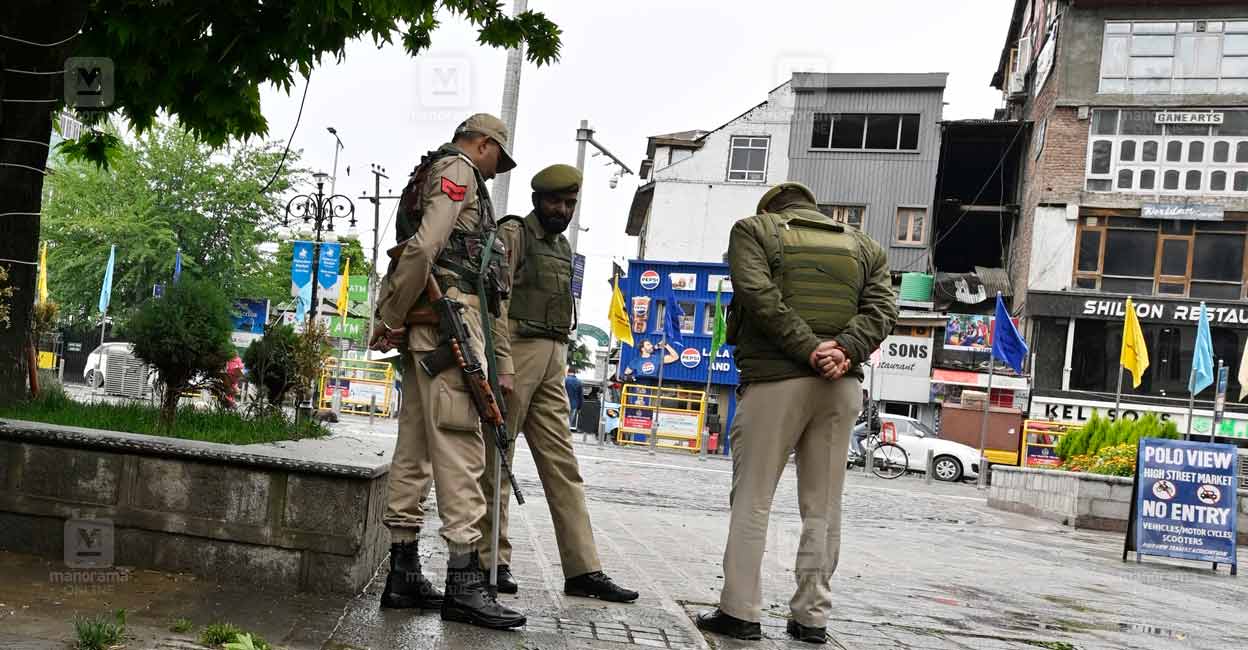 ഇന്ത്യ– പാക്ക് സംഘർഷം: ഡൽഹിയിൽ സുരക്ഷ വർധിപ്പിച്ചു