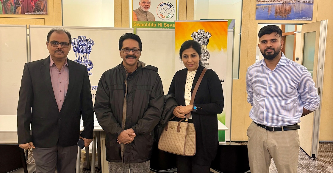 Dr-Jyothi-Dev- and -Wife Dr-Jyothi-Dev- and -Wife