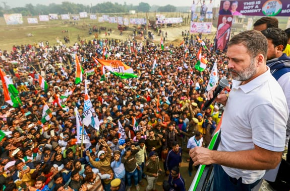 Rahul Gandhi Takes Break from Bharat Jodo Nyay Yatra, Heads to Wayanad After Protests