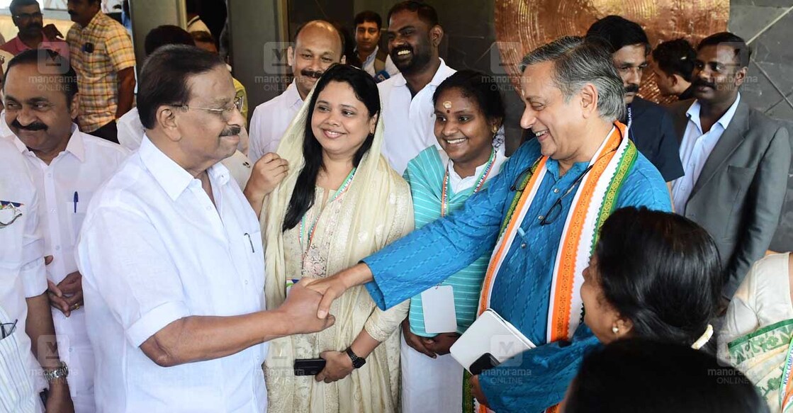 kpcc-camp-sashi-tharoor-k-sudhakaran