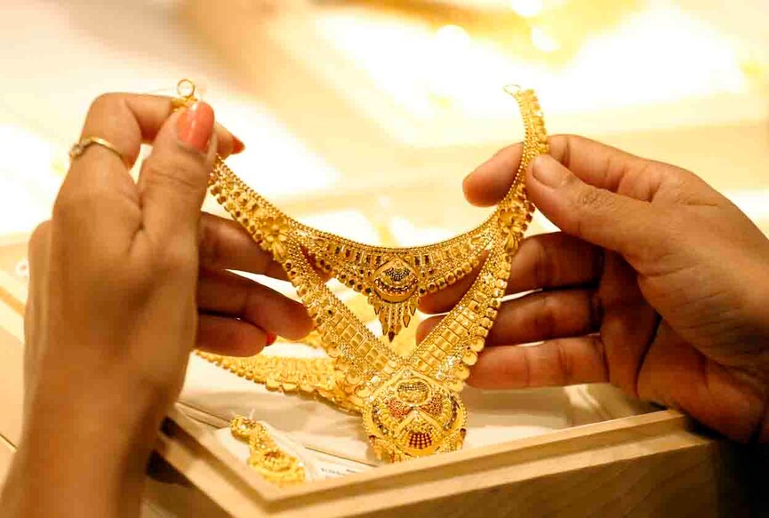 gold-prices-in-dubai-continue-to-fall-dropping-nearly-dh5-dubai-gold-rate