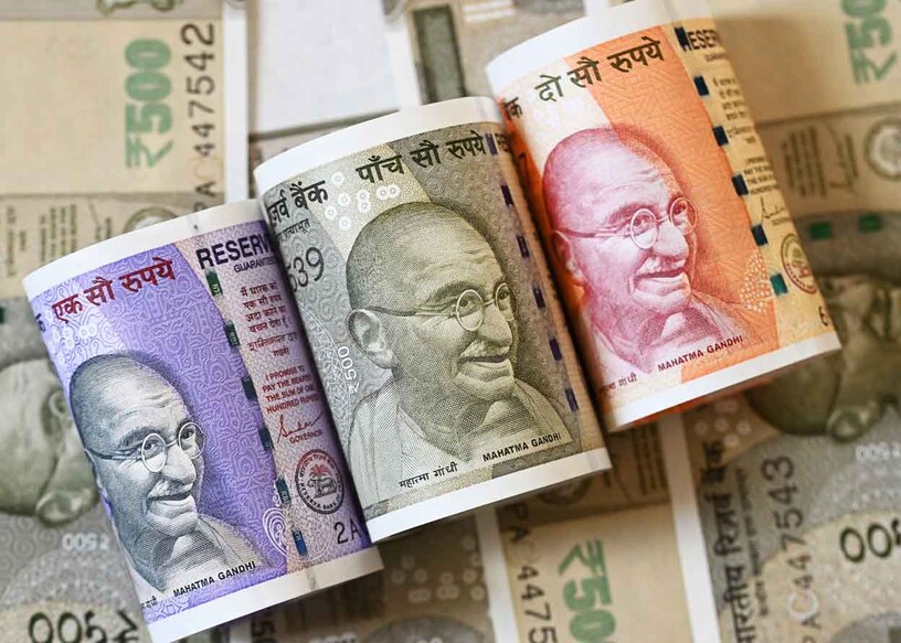 2205469447 Trivandrum, Kerala, India, September 23, 2022: Indian currency Rupee notes of different denominations.