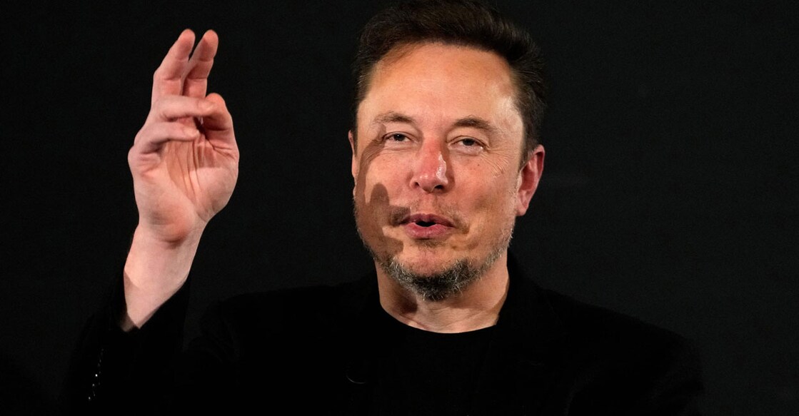 X (formerly Twitter) CEO Elon Musk gestures during an in-conversation event with Britain's Prime Minister Rishi Sunak in London on November 2, 2023, following the UK Artificial Intelligence (AI) Safety Summit. (Photo by Kirsty Wigglesworth / POOL / AFP)