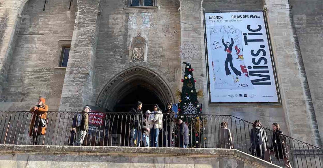 avignon-palace-main avignon-palace-main