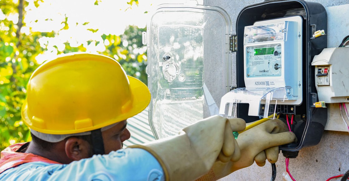 **EDS: TO GO WITH STORY** Guwahati: A smart prepaid meter being installed by IntelliSmart under government's Revamped Distribution Sector Scheme (RDSS), in Assam. (PTI Photo)(PTI04_27_2023_000047B)