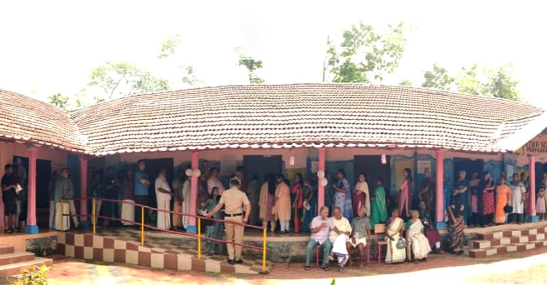 puthuppally-booth puthuppally-booth