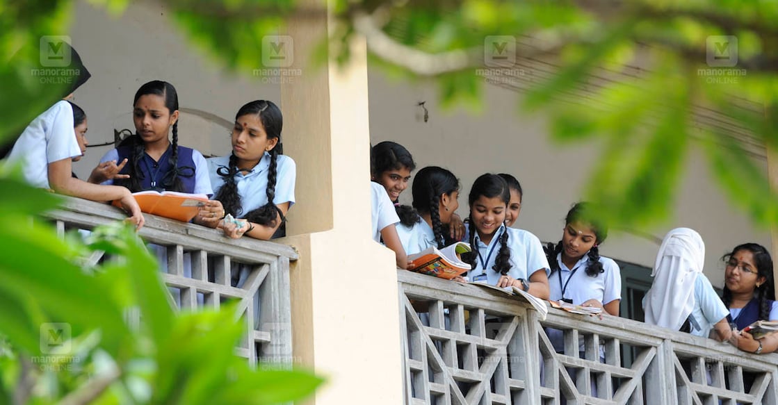 exam-study KOCHI 2014 MARCH 10 : Last minute preparations just before the Malayalam language examination on the first day of the SSLC ( 10th ) examination at Govt . Girls HSS Ernakulam @ Josekutty Panackal