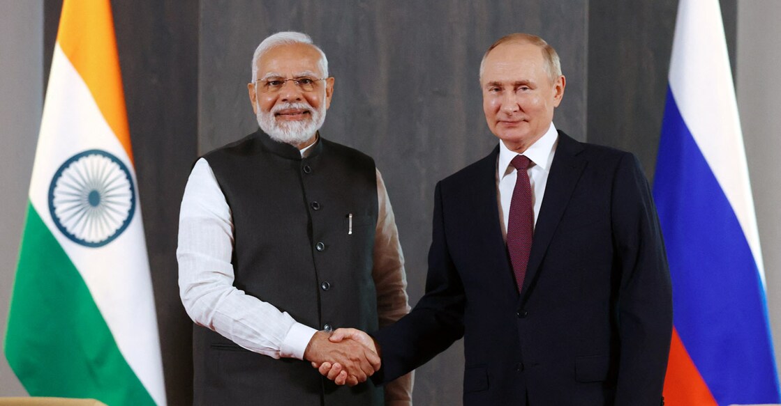 Russian President Vladimir Putin meets with India's Prime Minister Narendra Modi on the sidelines of the Shanghai Cooperation Organisation (SCO) leaders' summit in Samarkand on September 16, 2022. (Photo by Alexandr Demyanchuk / SPUTNIK / AFP)