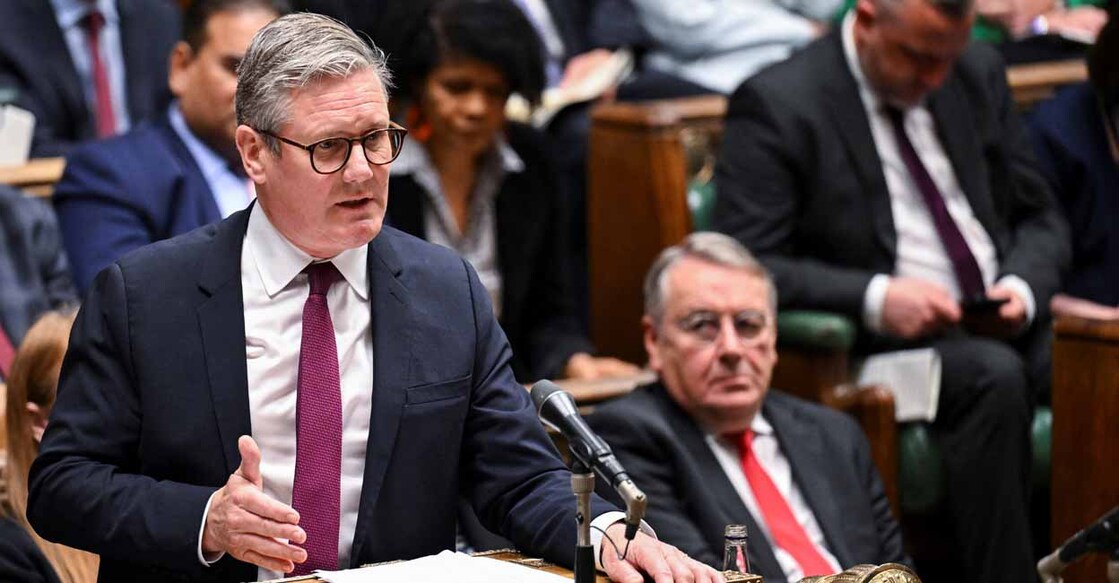 A handout photograph released by the UK Parliament shows Britain's main opposition Labour Party leader Keir Starmer speaking during the weekly session of Prime Minister's Questions (PMQs), in the House of Commons in central London, on May 22, 2024. (Photo by UK PARLIAMENT / AFP) / RESTRICTED TO EDITORIAL USE - NO USE FOR ENTERTAINMENT, SATIRICAL, ADVERTISING PURPOSES - MANDATORY CREDIT " AFP PHOTO / UK PARLIAMENT"