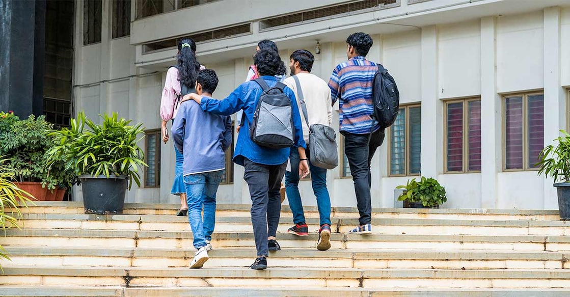 us-state-department-orders-embassies-to-resume-processing-harvard-student-visas-us us-state-department-orders-embassies-to-resume-processing-harvard-student-visas-us
