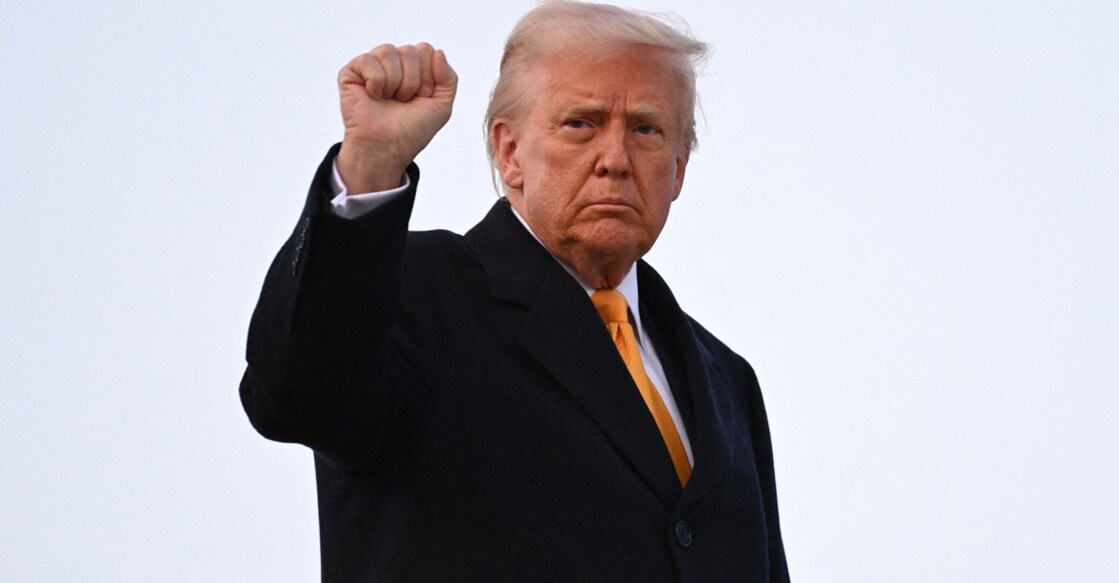 donald-trumps-usa-shows-a-red-flag-to-green-card-holders
