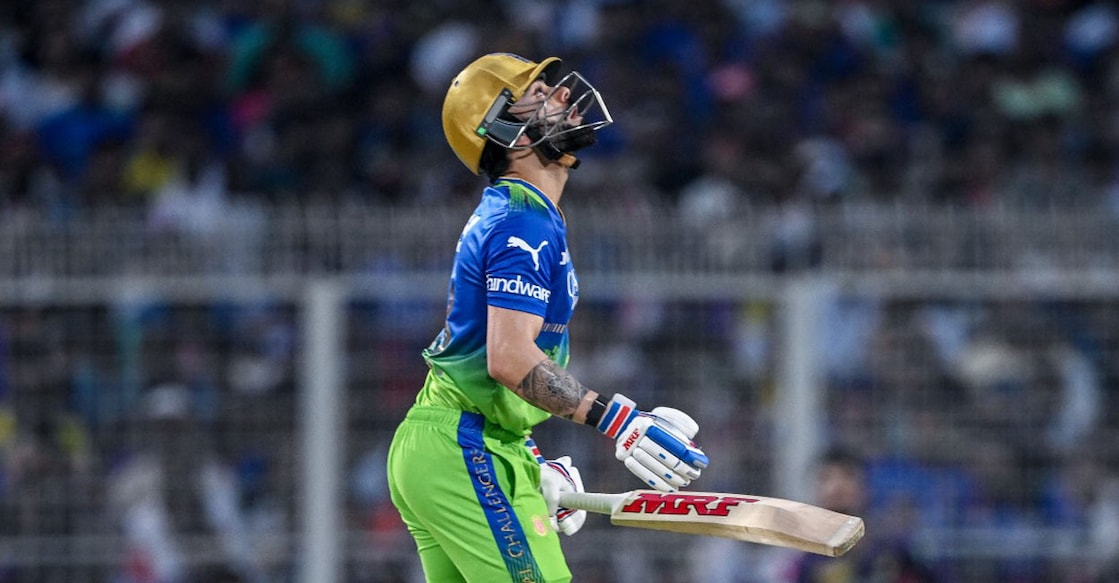 CRICKET-IND-IPL-T20-KOLKATA-BENGALURU വിരാട് കോലി ബാറ്റിങ്ങിനിടെ. (Photo by DIBYANGSHU SARKAR / AFP)