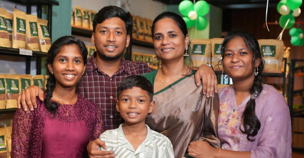 നാച്ചുറൽ എഡിബിൾസ് ; ബിജിയുടെ വലിയ സ്വപ്നം നാടിന്റെ ആരോഗ്യത്തിന്