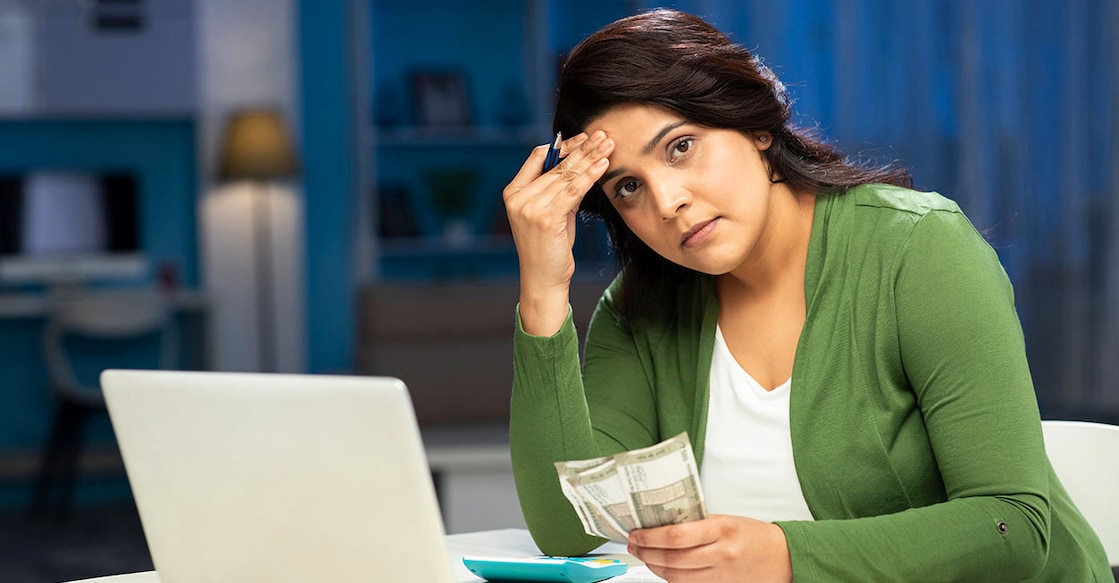 banking-financial-headache ചിത്രം: istockphoto/Deepak Sethi