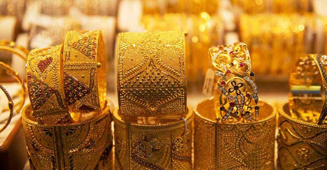 gold-ornament gold-ornament